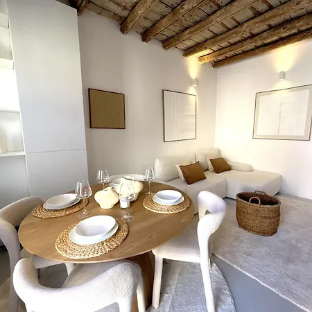 Апартаменты Living Fioravanti *